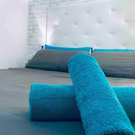 Apartamento Moderno Tipo Semisótano En Playa Canteras Con Wifi Apartamento