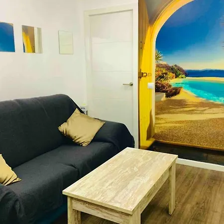 Apartamento Moderno Tipo Semisótano En Playa Canteras Con Wifi Apartamento Las Palmas de Gran Canaria